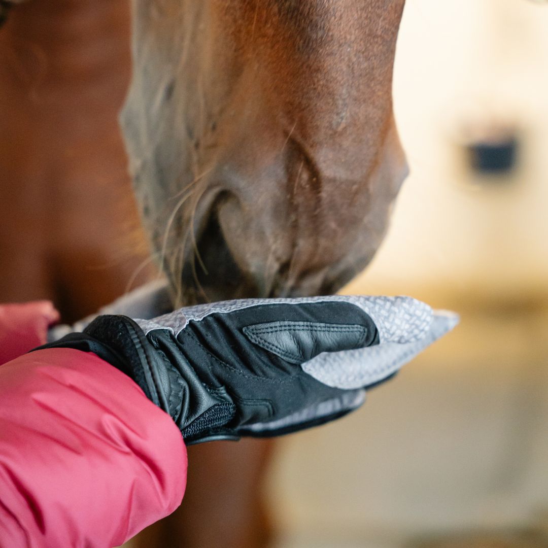 Winter Oil-Tac Copper Tech™️ Compression Glove
