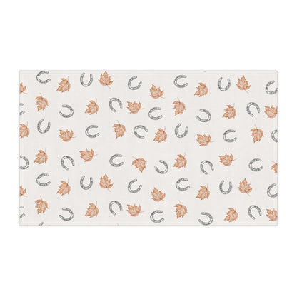Fall leaves and horseshoes Autumn-Inspired Tea Towels, Cozy Kitchen Decor, Farmhouse Style, Gift for Homeowners, Ideal for Fall Cooking